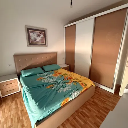 Holiday Apartaments * Лежа